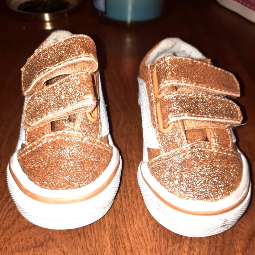 TODDLER GLITTER VANS